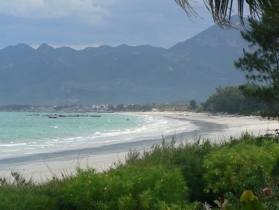 Why Doc Let Beach Is The Most Peaceful Shallow Water Paradise In Khanh Hoa