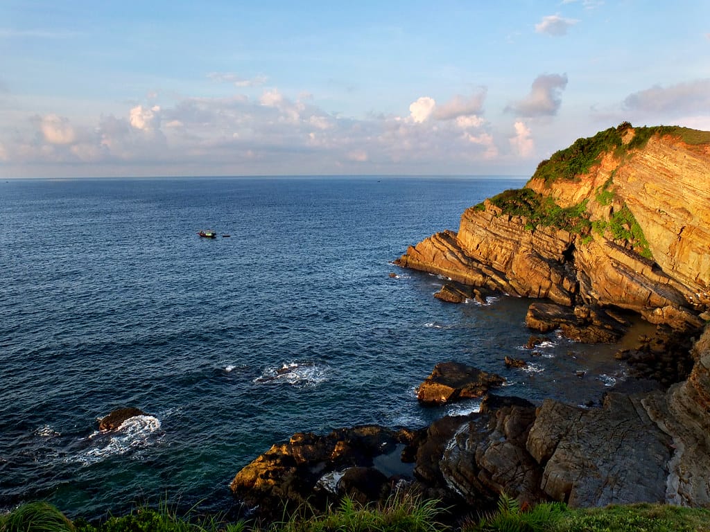 Northern Vietnam Adventure Route – Beaches Highlands and Lakes